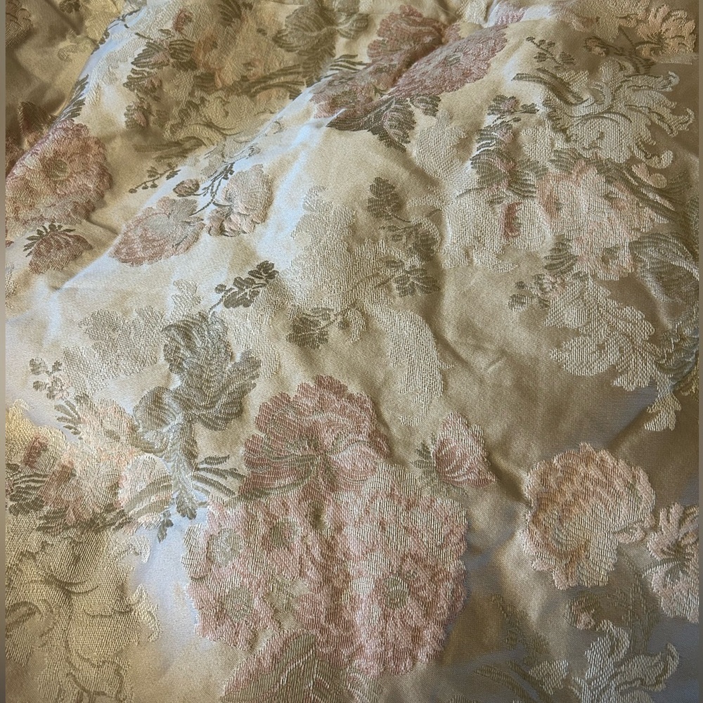 Vintage Croscill Chandelier Floral Queen Comforter French Country